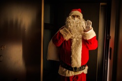 「ホテルメトロポリタン川崎で3つのクリスマス宿泊プラン予約開始　サンタがお部屋に！」の写真