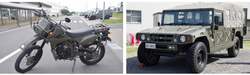 左：偵察用オートバイ　右：高機動車