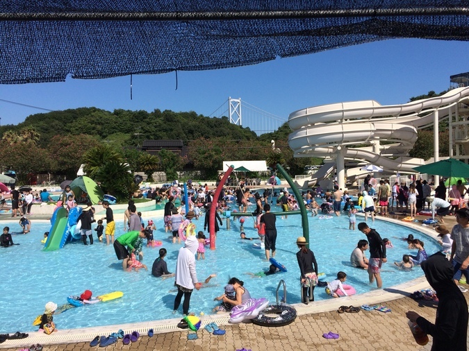 因島アメニティプール