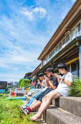「関西初！兵庫県姫路市で秋の潮干狩りが10月開催　昭和レトロな海の家もオープン」の写真