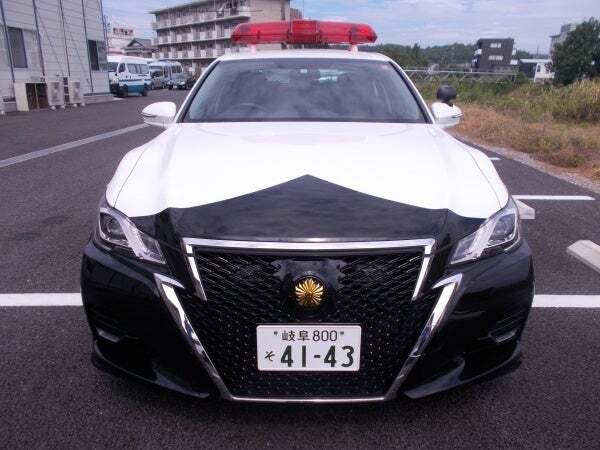 パトカー