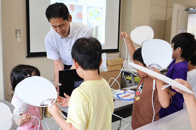 第17回 科学とあそぶ幸せな一日（出展の一例：地デジアンテナを作ってみよう！）
