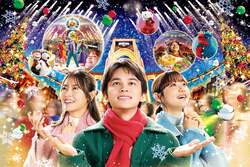 「USJで新クリスマスイベントスタート！　光のナイトショーとフードフェスが同時開催」の写真