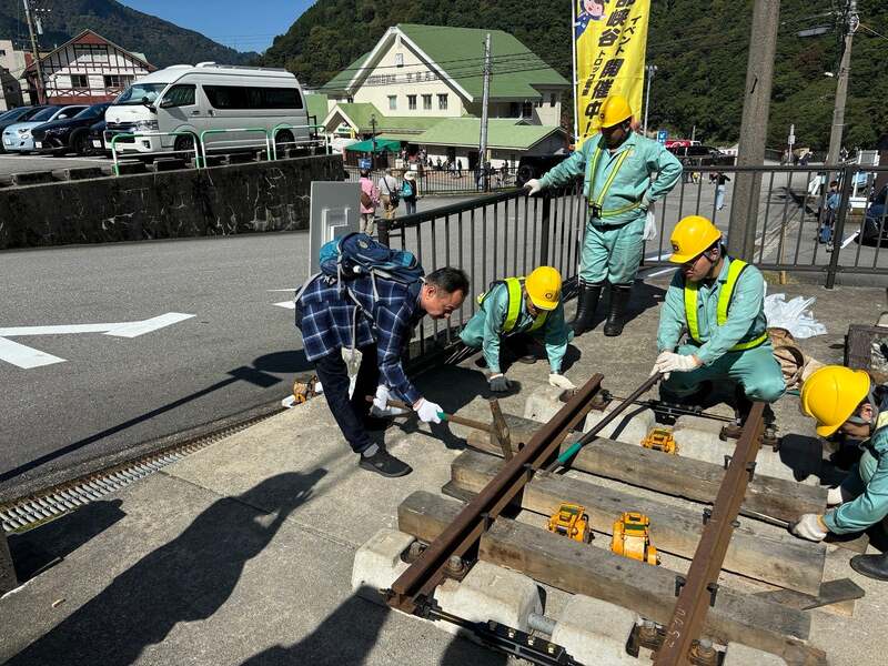 犬釘打ち体験