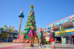 「愛知県名古屋市のレゴランドでクリスマスイベント開催！　親子で楽しむ光と音の体験」の写真