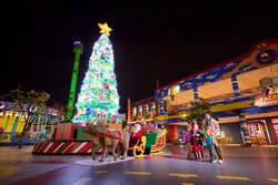 「愛知県名古屋市のレゴランドでクリスマスイベント開催！　親子で楽しむ光と音の体験」の写真
