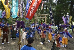 荒踊奉納（ごかせ観光協会）