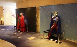 「ウルトラマンオメガなど人気ヒーロー大集合！東京ドームホテルで特別Xmasパーティ開催」の写真