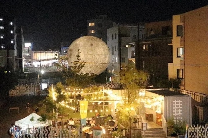 ムーンアートナイト下北沢 2025｜「Museum of the Moon」
