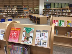 「【関西】2025読書の秋に行きたい！絵本＆物語好きの親子におすすめの図書館＆スポット」の写真