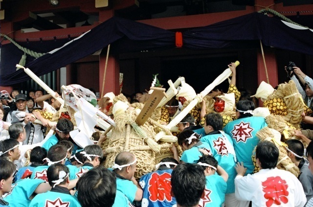 亀山神社秋祭り／過去開催時の様子　(C)亀山神社