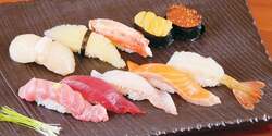 大将厳選！北海道まるごと握り１０貫（お味噌汁き）  4,950円