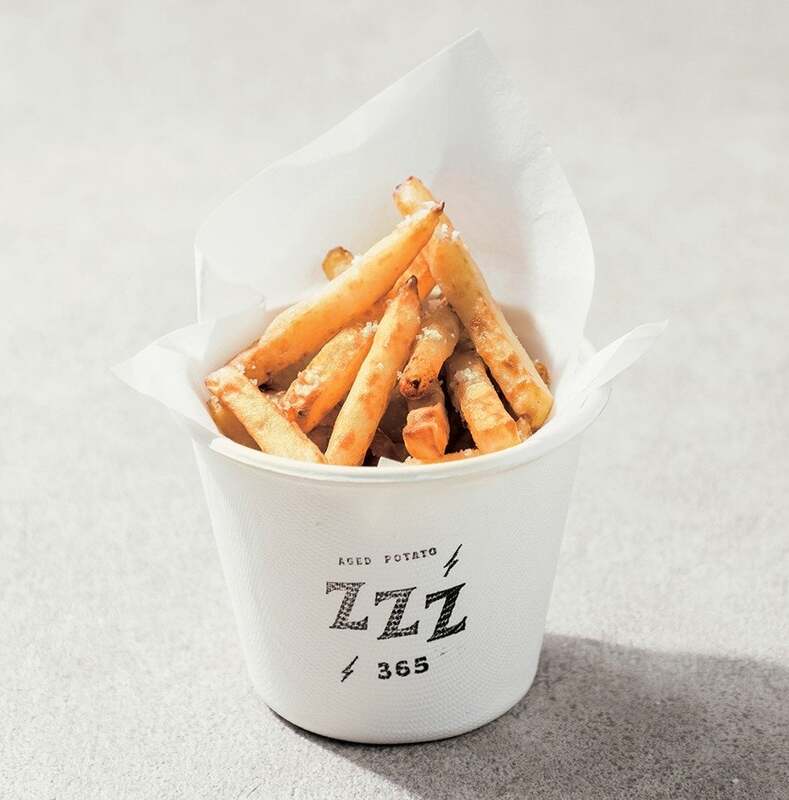 フライドポテト　DEEPSALT（150ｇ）880円
