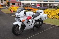「埼玉県加須市のむさしの村にはたらく車大集合！　パトカー白バイ乗車体験も開催」の写真