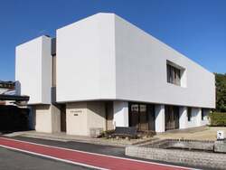 「カゴメ上野工場でファクトリーツアー開始！　ソース製造工程の見学＆試食体験も」の写真