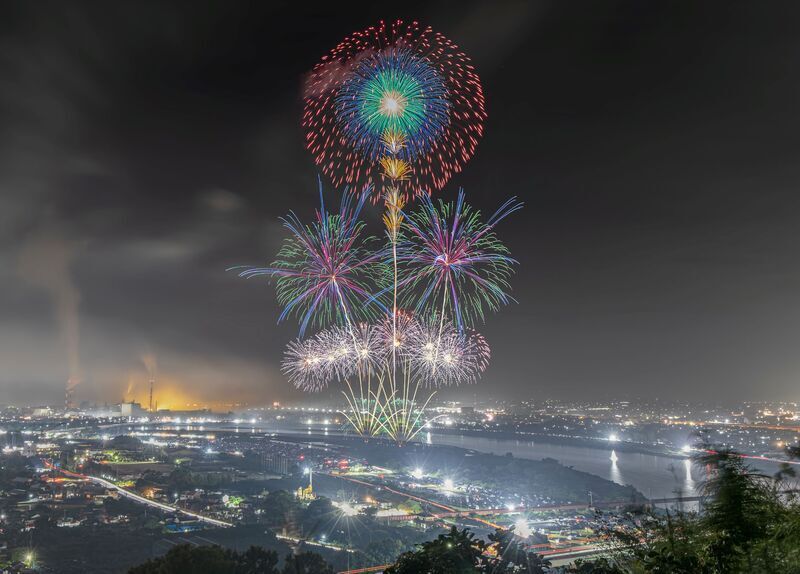 新市誕生20周年記念 第38回 やつしろ全国花火競技大会