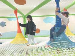 「愛知県岡崎市に子供がひとりでも遊べるスキッズガーデンがオープン！」の写真