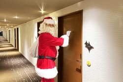 「【関西】予約はお早めに！2025クリスマスにサンタクロースに会える宿泊プラン4選」の写真