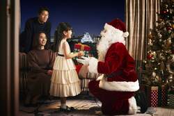 「【関西】予約はお早めに！2025クリスマスにサンタクロースに会える宿泊プラン4選」の写真