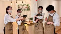 「西日本初のマーモット専門カフェ「マーモット村」が大阪府守口市にオープン」の写真