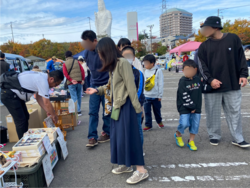 「宮城県仙台市で「SDGsわくわくフリーマーケット＆マルシェ」開催！　遊び＆学びが満載」の写真