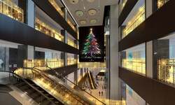 「名古屋ミッドランドスクエアで煌めくクリスマス！観覧無料の豪華ライブ&サンタ登場も」の写真