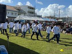 「うるま市でゾンビハロウィンイベント開催！お化け屋敷やメイク体験も」の写真