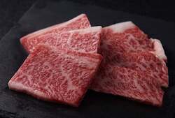 「焼肉食べ放題でハロウィン体験！小学生以下限定お菓子のつかみ取りチャレンジ開催」の写真