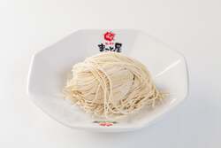 牛白湯の麺