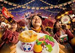「USJでクリスマス・フード・フェスティバルが初開催！　親子で楽しむ食の祝祭」の写真