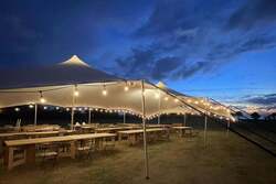 「大洗の夜の砂浜が光の遊園地に変身！入場無料で楽しめるナイトパークが3日間限定開催」の写真