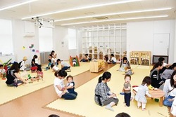 第1日曜には「プロジェクションマッピング」も上映