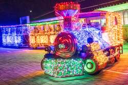 「広島県庄原市で70万球のイルミネーション！グランピング宿泊なら駐車料も無料」の写真