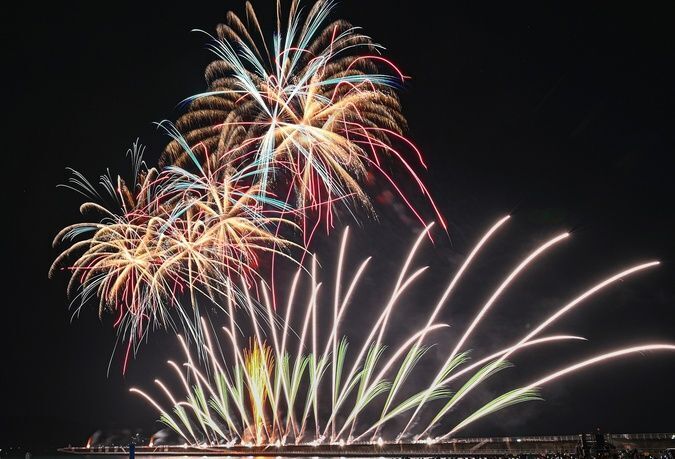 花火ショー「スターライトイリュージョン」