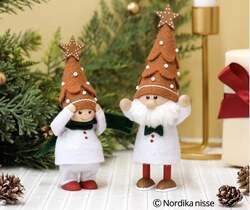 「大阪の阪急うめだ本店で白いクリスマスマーケット開催　メリーゴーランドも登場」の写真