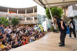 会場の様子 | パフォーマンス