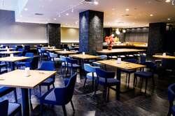 DINING TSUZUMI（ダイニング ツヅミ）内観