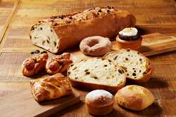 「ブランジェ浅野屋」