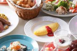 「サンタクロースがお部屋に！名古屋のホテルで楽しむクリスマス宿泊プラン」の写真