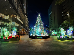 「東京ミッドタウン日比谷でディズニー映画『ズートピア2』の世界を体験！　イルミ点灯」の写真