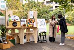 「品川区の目黒川で桜色のイルミネーション！　親子で楽しむワークショップも」の写真