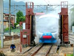 「6年ぶり復活！山梨県で「富士急電車まつり2025」が開催　親子で鉄道体験！」の写真