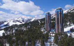 「北海道占冠村の「リゾナーレトマム」で子供の成長に合わせた冬のアクティビティ体験！」の写真