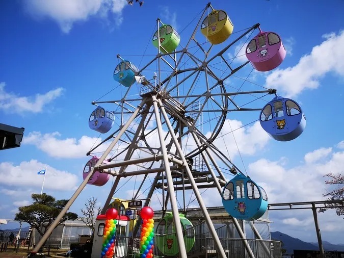 【2025】関西の入園無料＆格安遊園地5選｜子連れに人気の絶景アトラクションも！の5枚目の写真