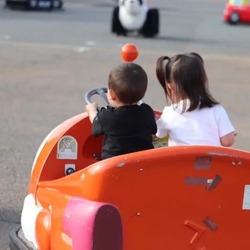 「【2025】関西の入園無料＆格安遊園地5選｜子連れに人気の絶景アトラクションも！」の写真