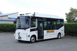 自動運転バス車内探検！