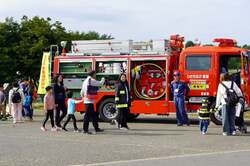 消防服で記念撮影