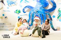 「「はらぺこあおむし」と冬を楽しもう♪　二子玉川で親子向けイベント開催！」の写真