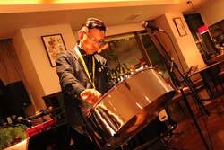 聴覚：スティールパンを奏でてみよう