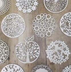 「さいたま新都心で入場無料のクリスマスマーケット開催！80種類以上のグルメと雑貨」の写真